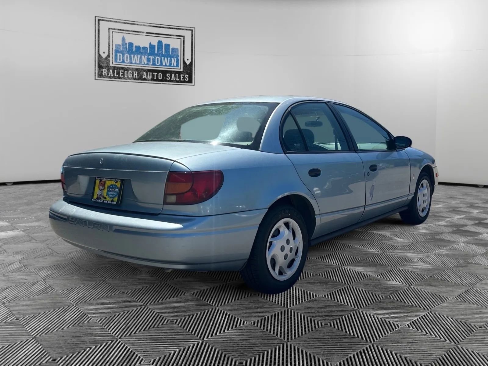 Used 2002 Saturn S-Series SL1 w/ SL1 Option Pkg 1 image 6