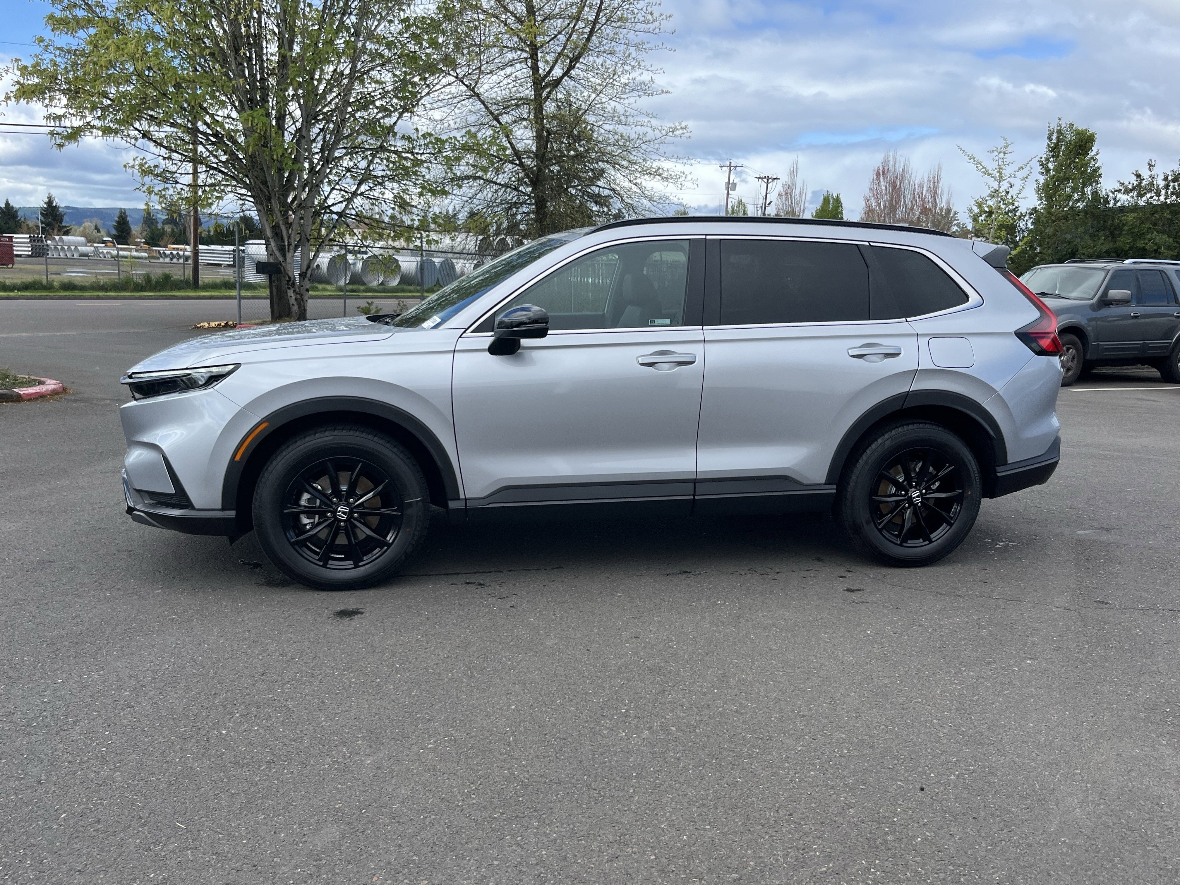 Used 2025 Honda CR-V Sport-L image 2