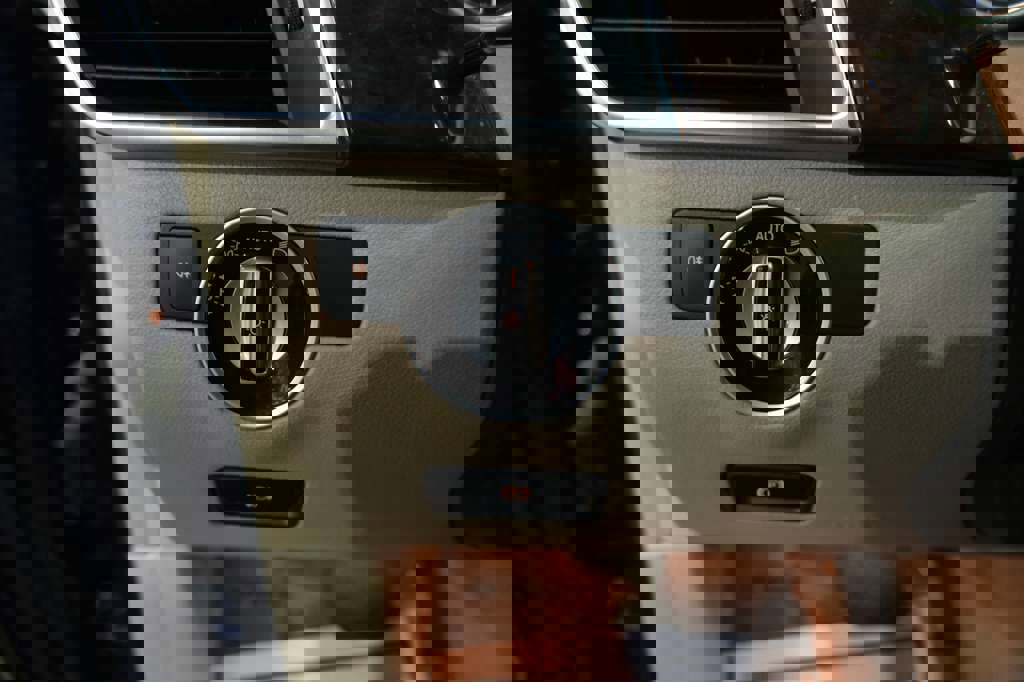 Used 2013 Mercedes-Benz ML 350 4MATIC image 38