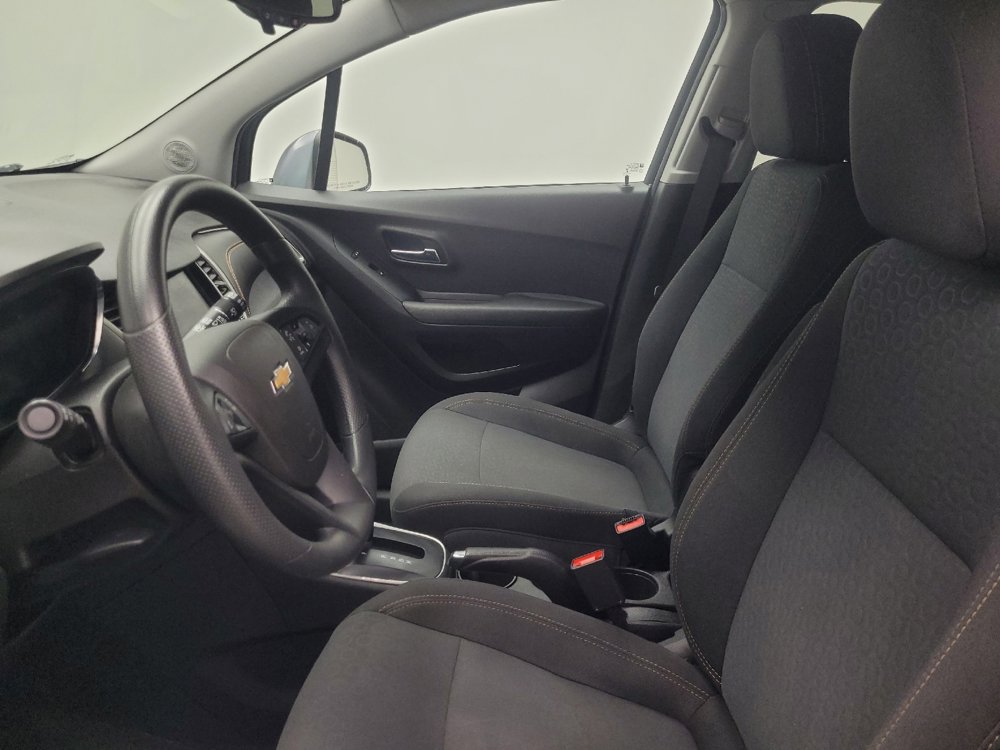 Used 2020 Chevrolet Trax LS w/ Tint and Cruise Package image 17