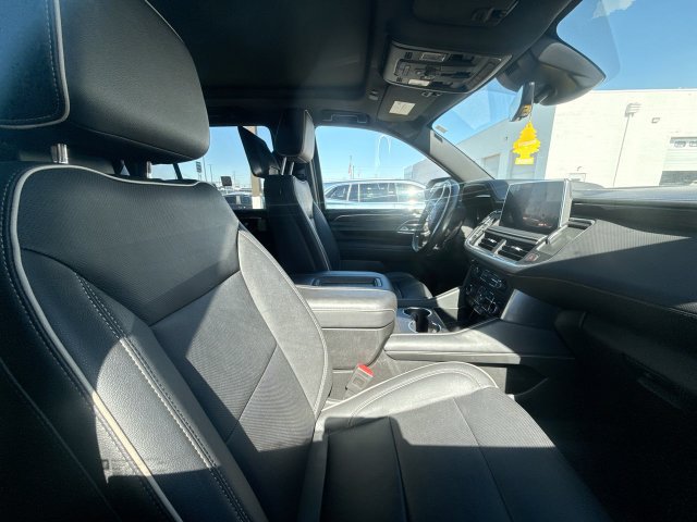 Used 2023 Chevrolet Tahoe Premier w/ Advanced Technology Package AWD/4WD image 12