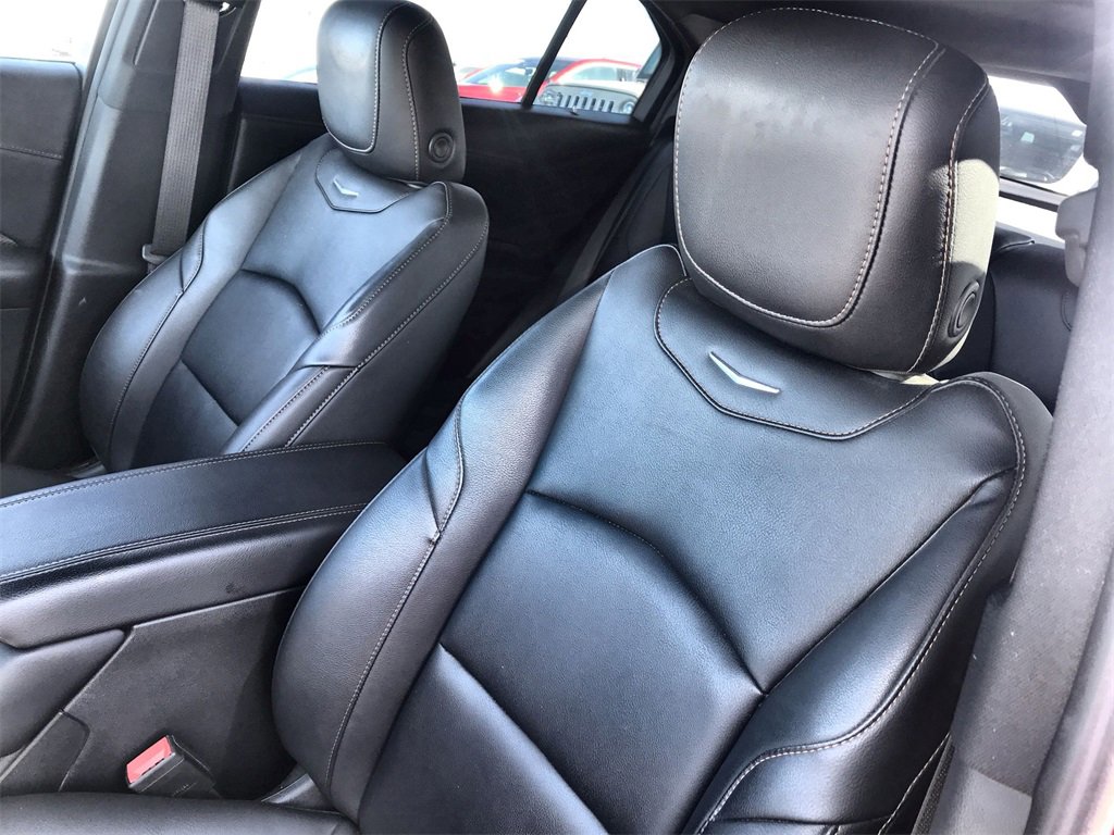 Used 2023 Cadillac XT4 Sport image 11