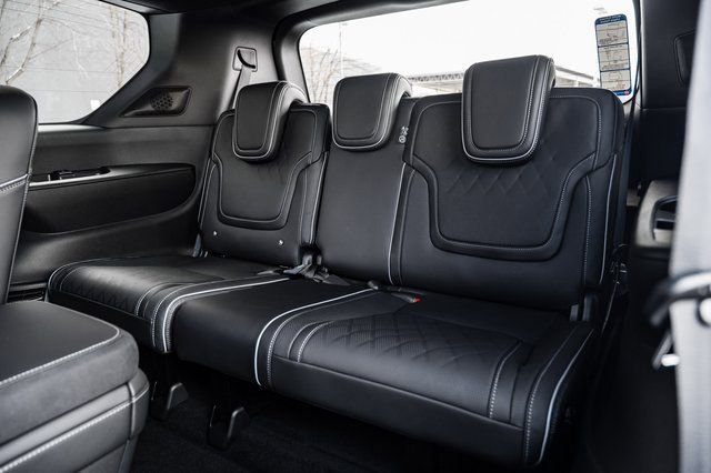 New 2026 INFINITI QX80 Autograph w/ Premium Cargo Package image 13