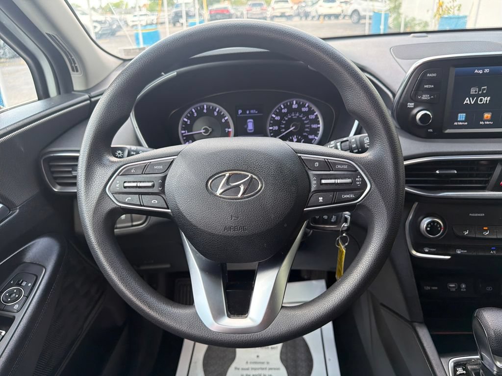 Used 2020 Hyundai Santa Fe SE FWD image 16