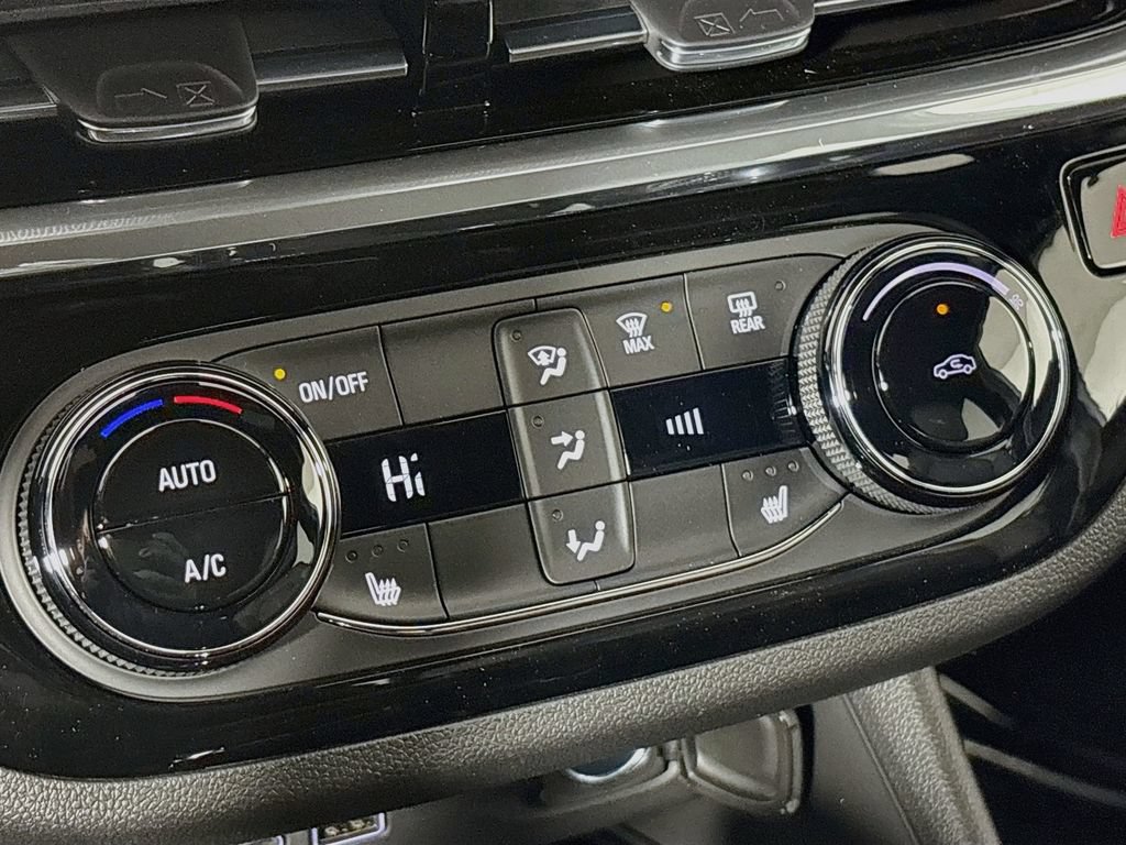 Used 2026 Buick Envista Sport Touring w/ Convenience I Package FWD image 19