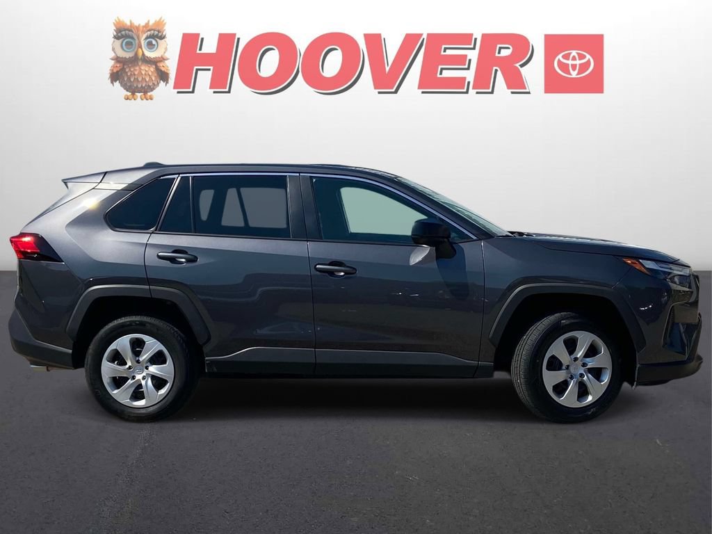 Used 2025 Toyota RAV4 LE AWD/4WD image 2