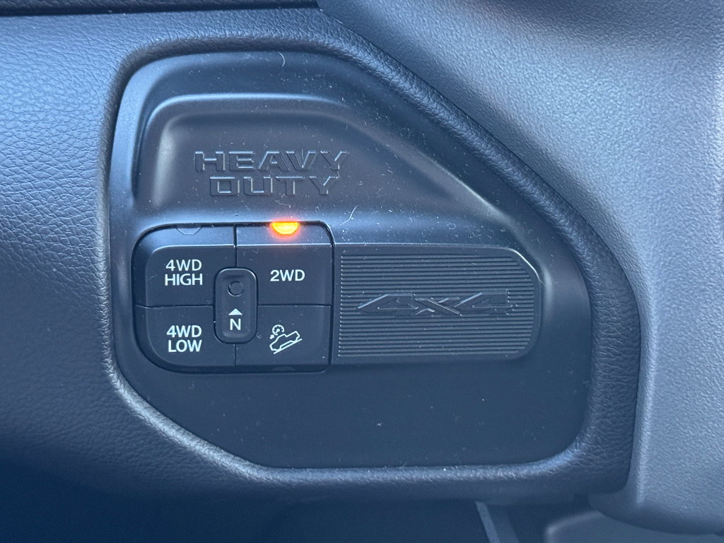 Used 2024 RAM 2500 Lone Star w/ Sport Appearance Package image 15