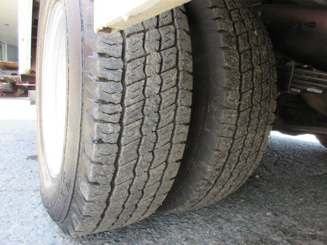 Used 2016 Ford E-350 and Econoline 350 Super Duty w/ Power Windows & Locks Group RWD image 29