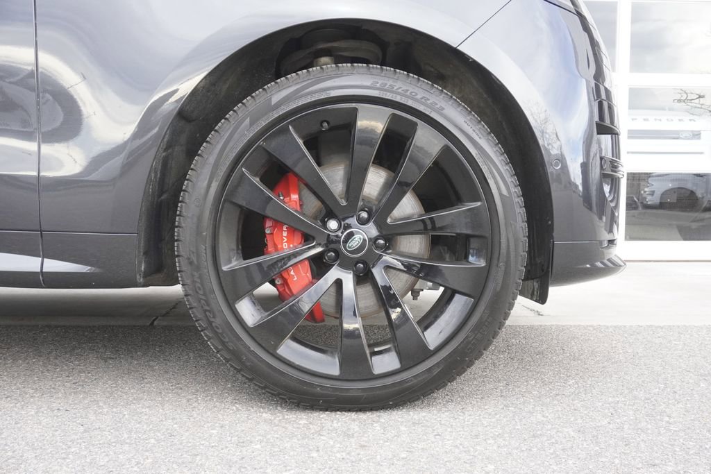 Used 2024 Land Rover Range Rover Sport Dynamic SE image 33
