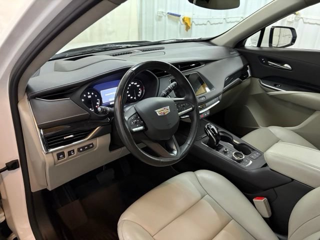 Used 2023 Cadillac XT4 Premium Luxury w/ Technology Package AWD/4WD image 35