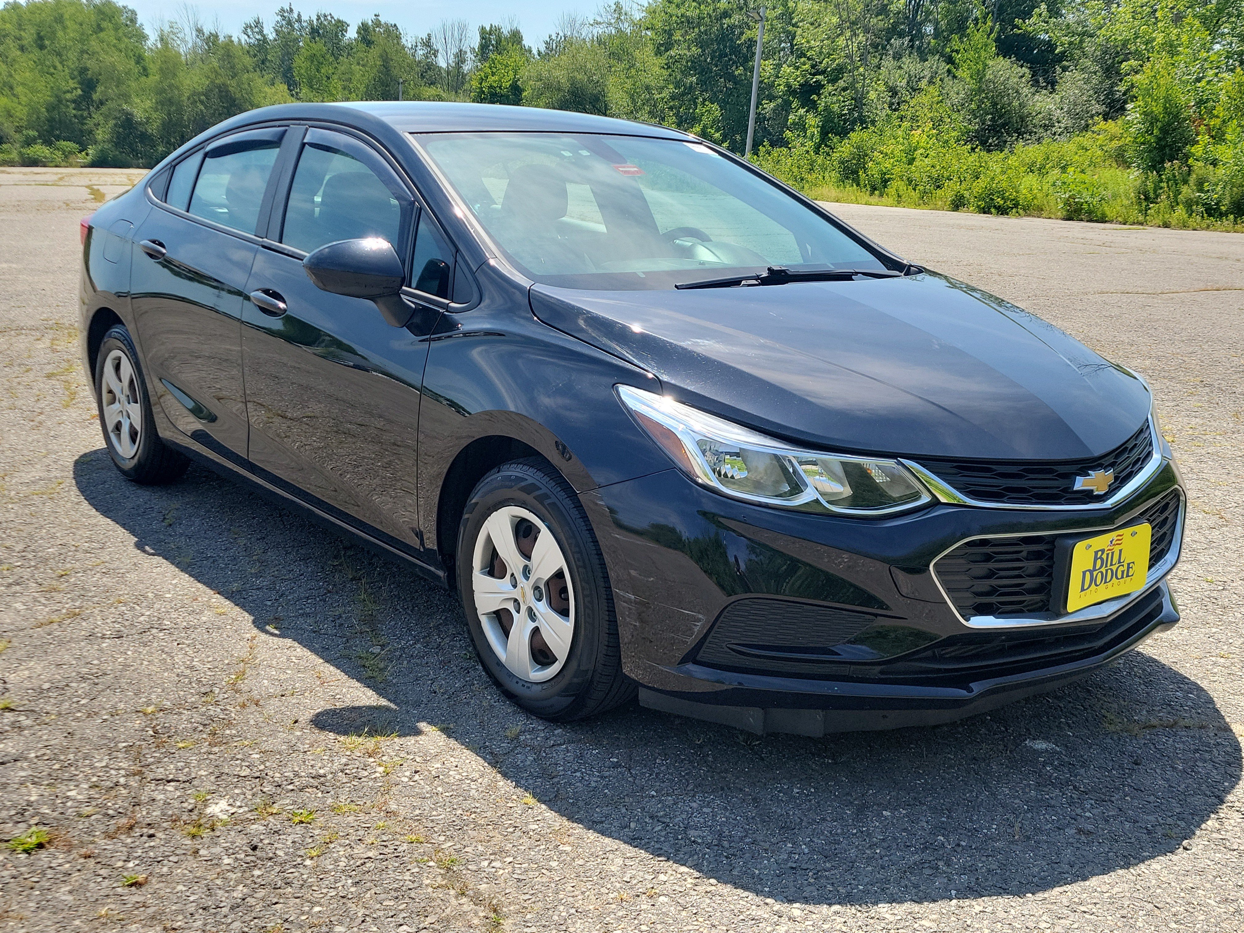 Used 2016 Chevrolet Cruze LS FWD image 3