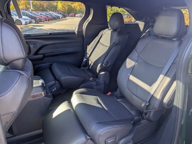 New 2026 Toyota Sienna Platinum AWD/4WD image 14