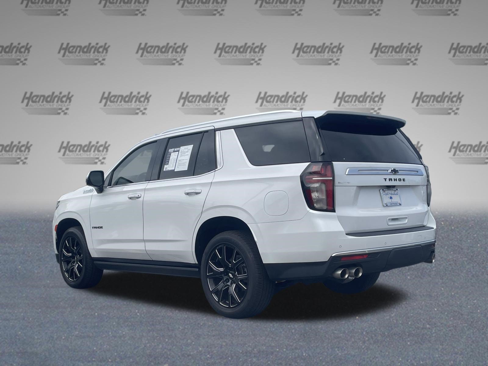 Used 2021 Chevrolet Tahoe High Country w/ Premium Package AWD/4WD image 8