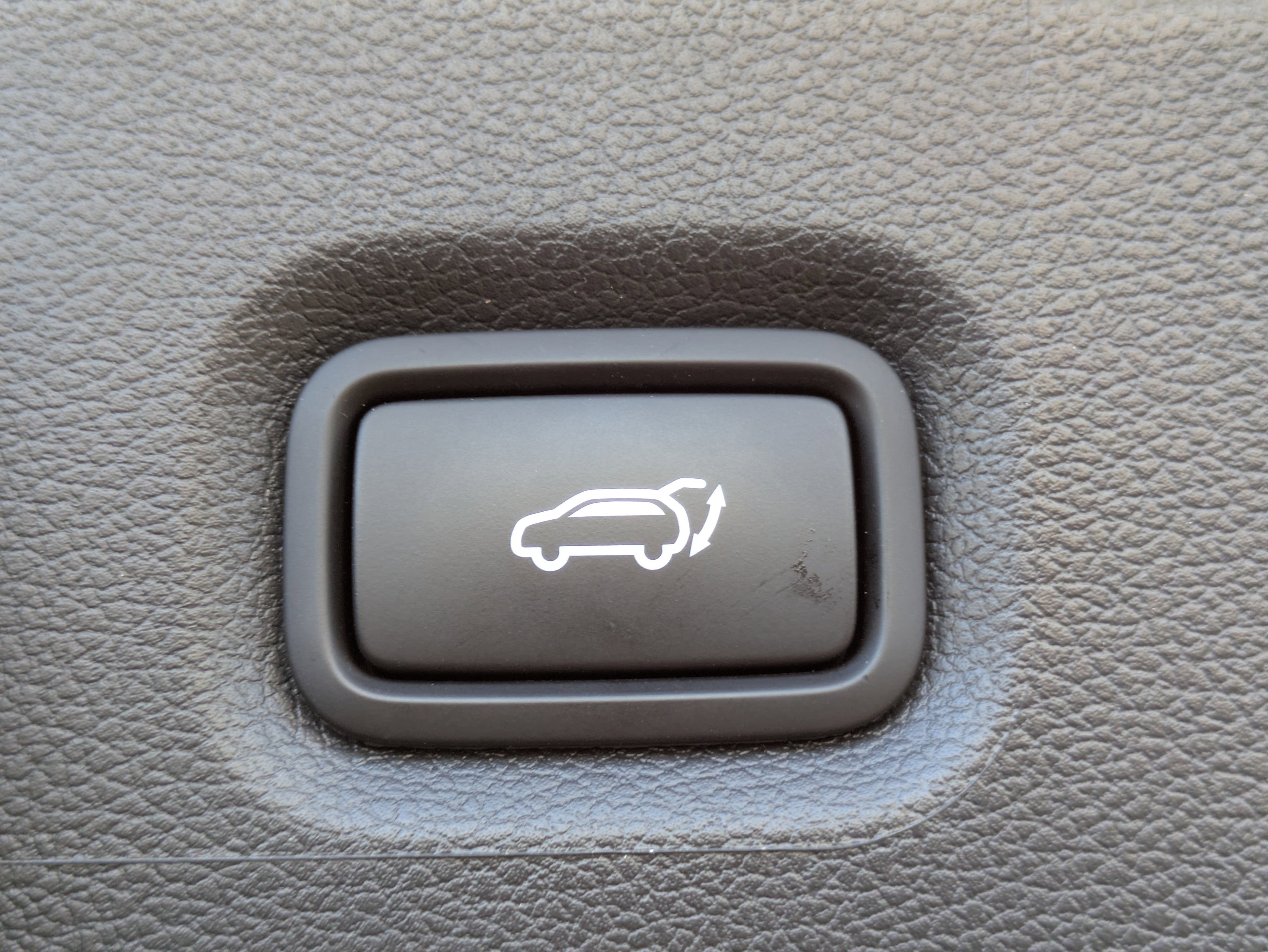 Used 2023 Hyundai Santa Fe Limited image 13