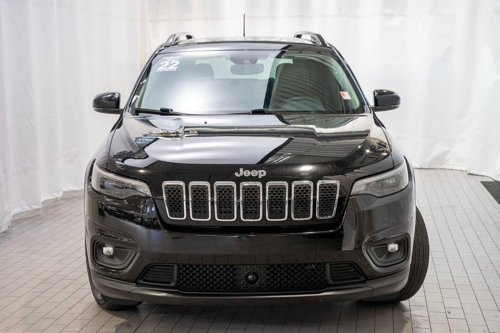 Used 2022 Jeep Cherokee Latitude Lux image 3