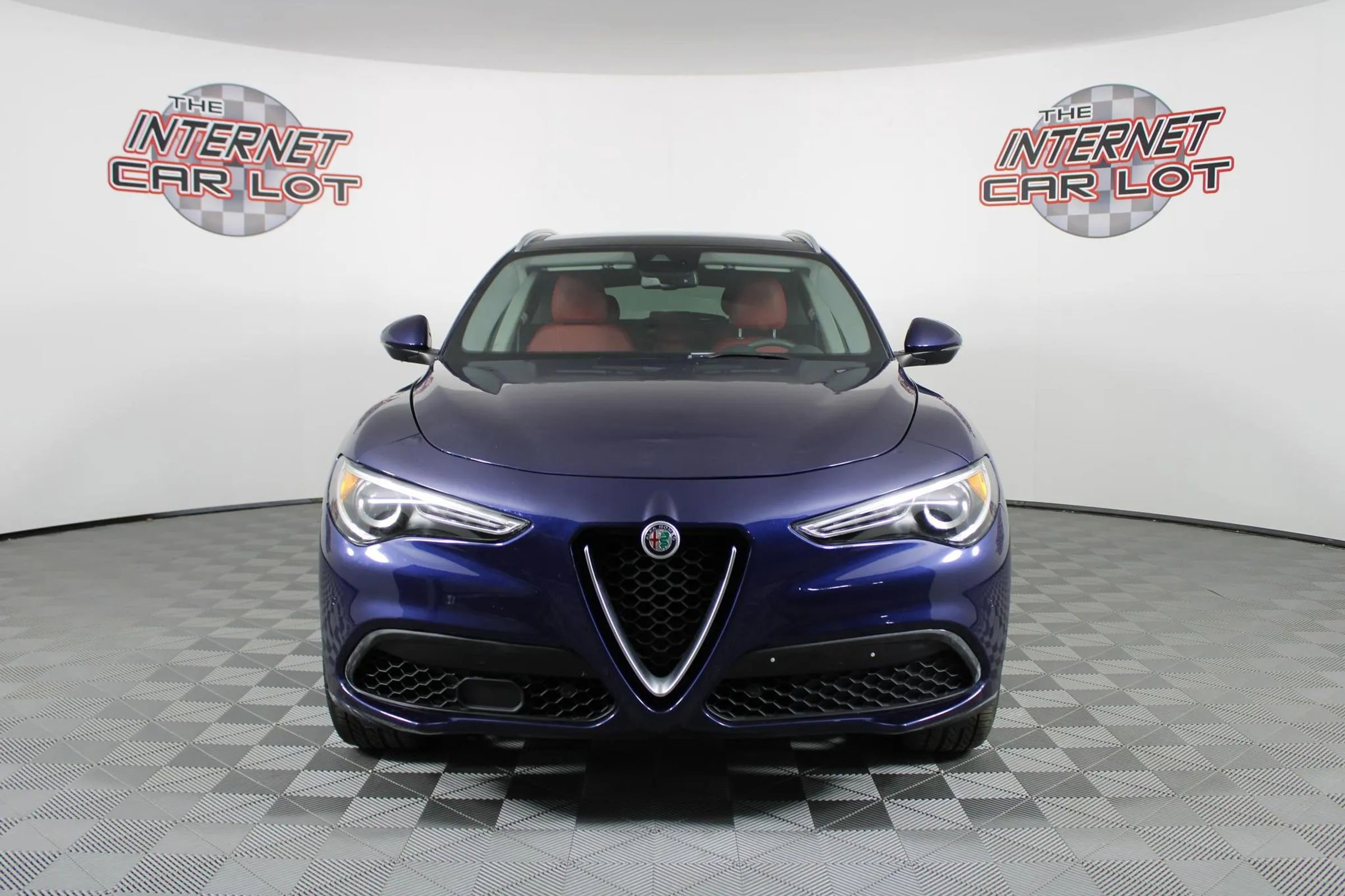Used 2019 Alfa Romeo Stelvio Ti image 2
