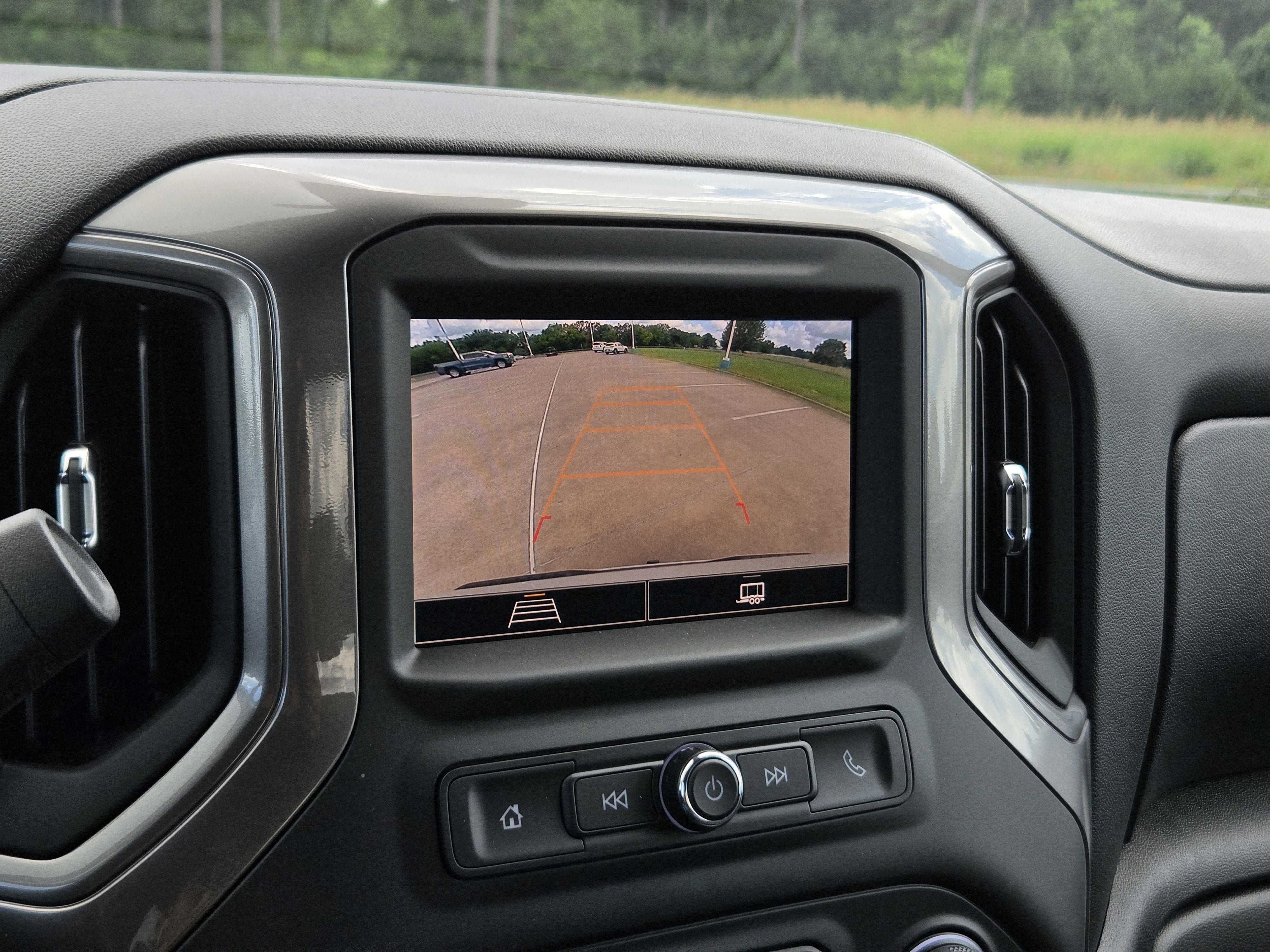 New 2026 Chevrolet Silverado 1500 Custom w/ LPO, Dark Essentials Package RWD image 17