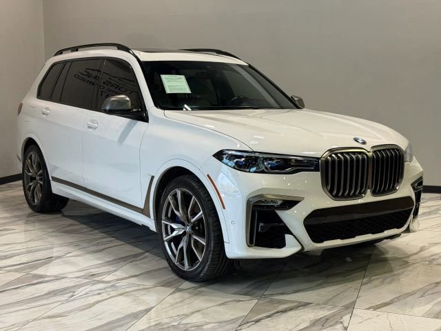 Used 2020 BMW X7 M50i w/ Dynamic Handling Package image 4
