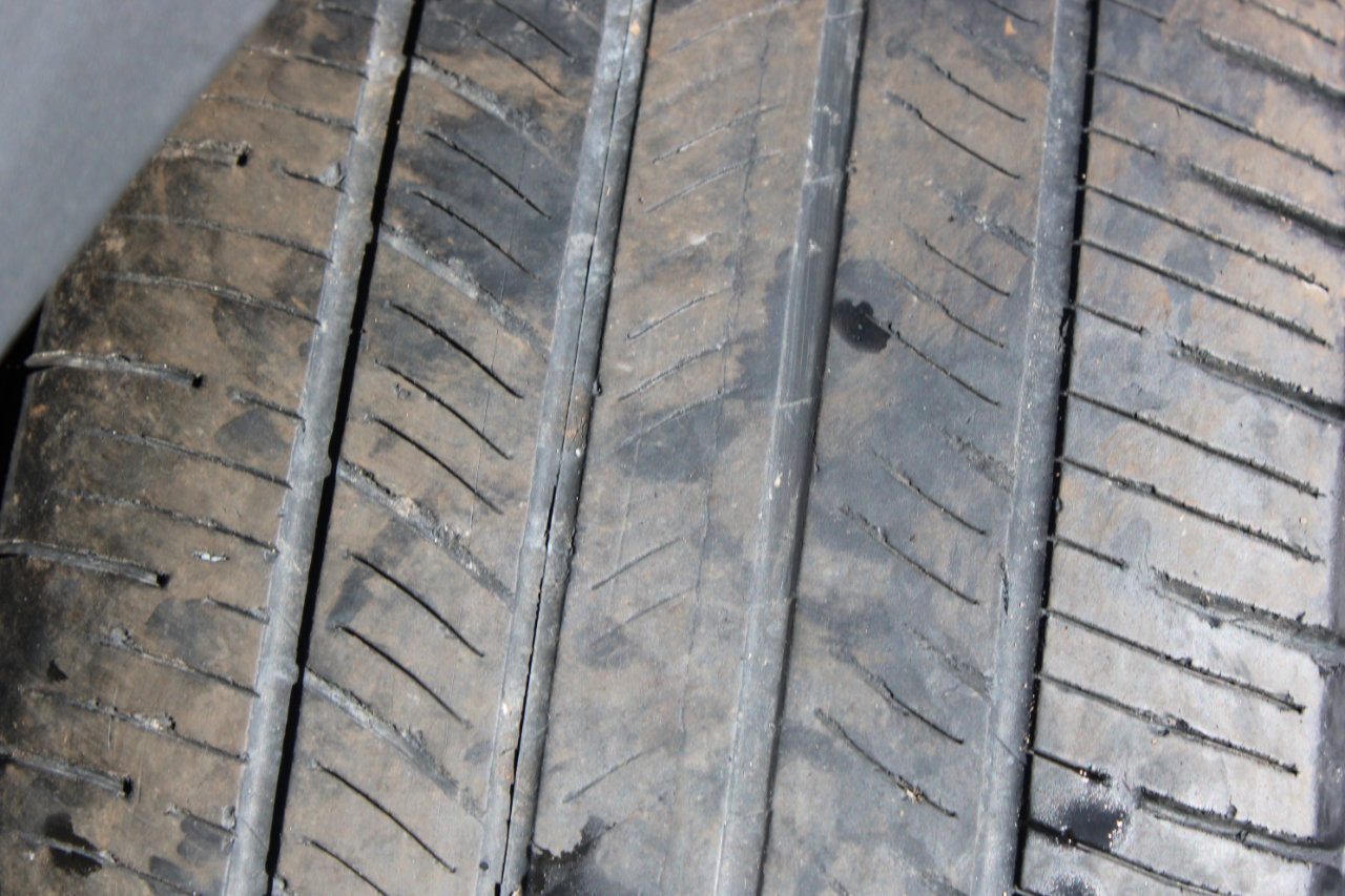 Used 2020 Chevrolet Bolt Premier w/ Infotainment Package image 44