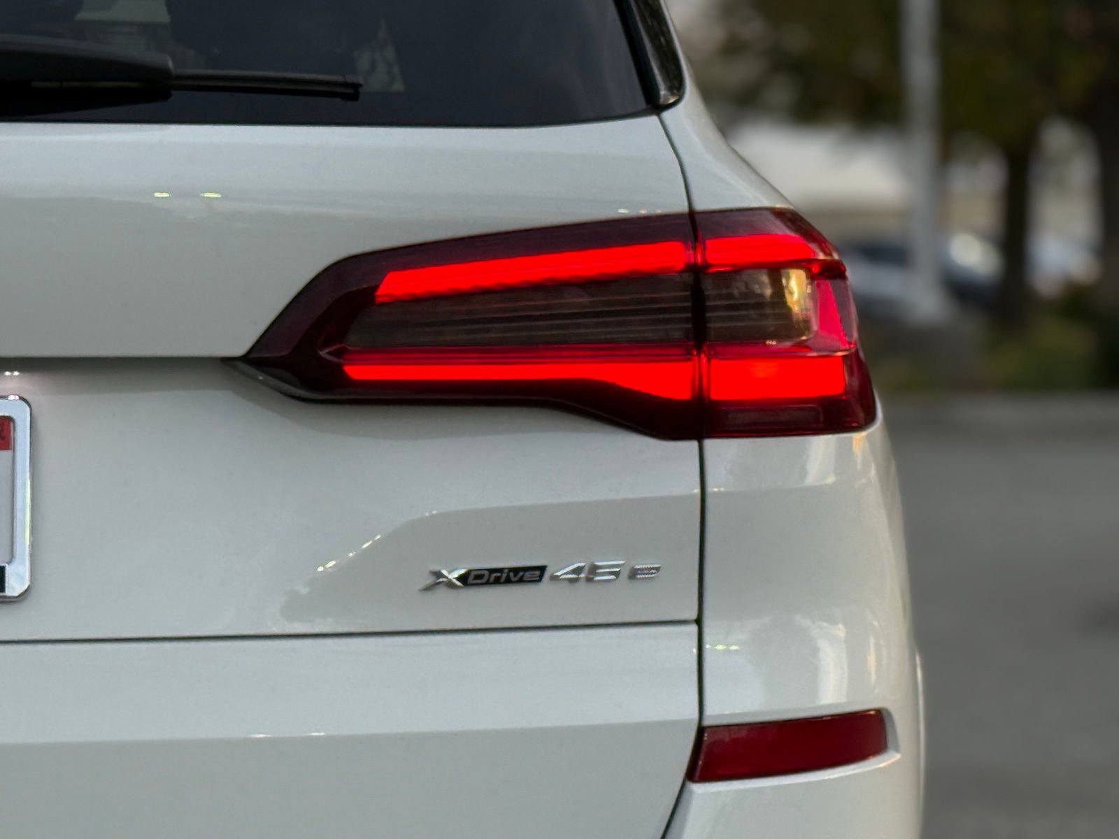 Certified 2023 BMW X5 xDrive45e w/ Executive Package image 14