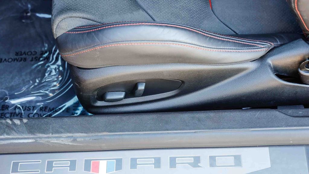 Used 2022 Chevrolet Camaro ZL1 image 22