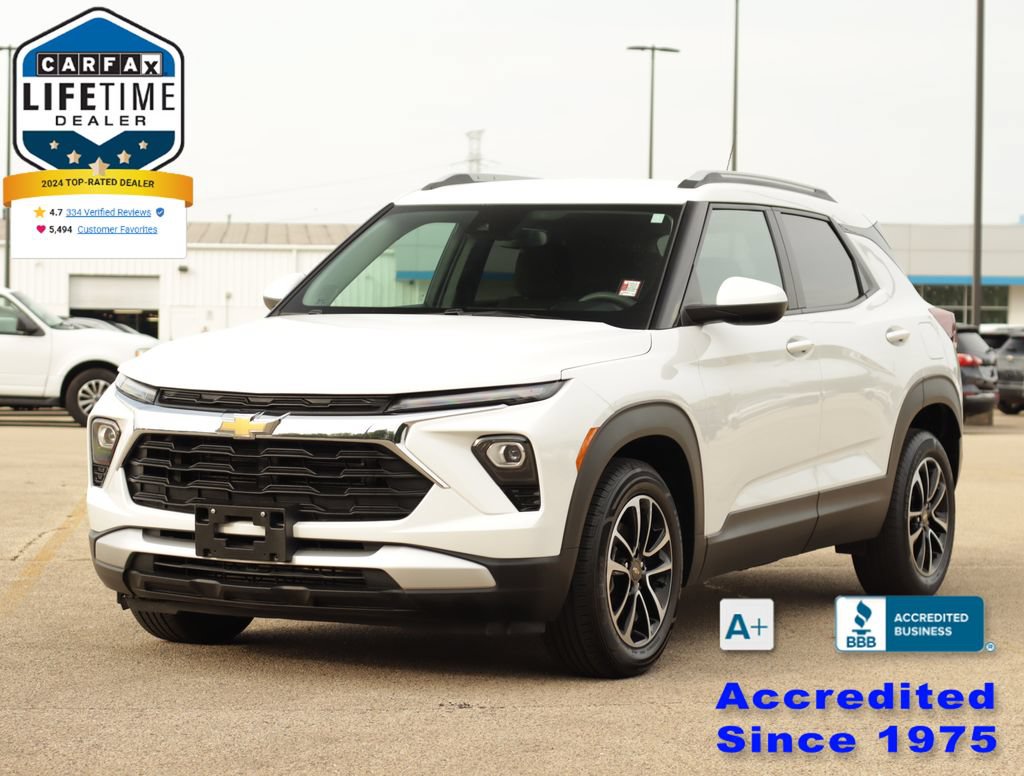 Used 2025 Chevrolet TrailBlazer LT FWD image 3