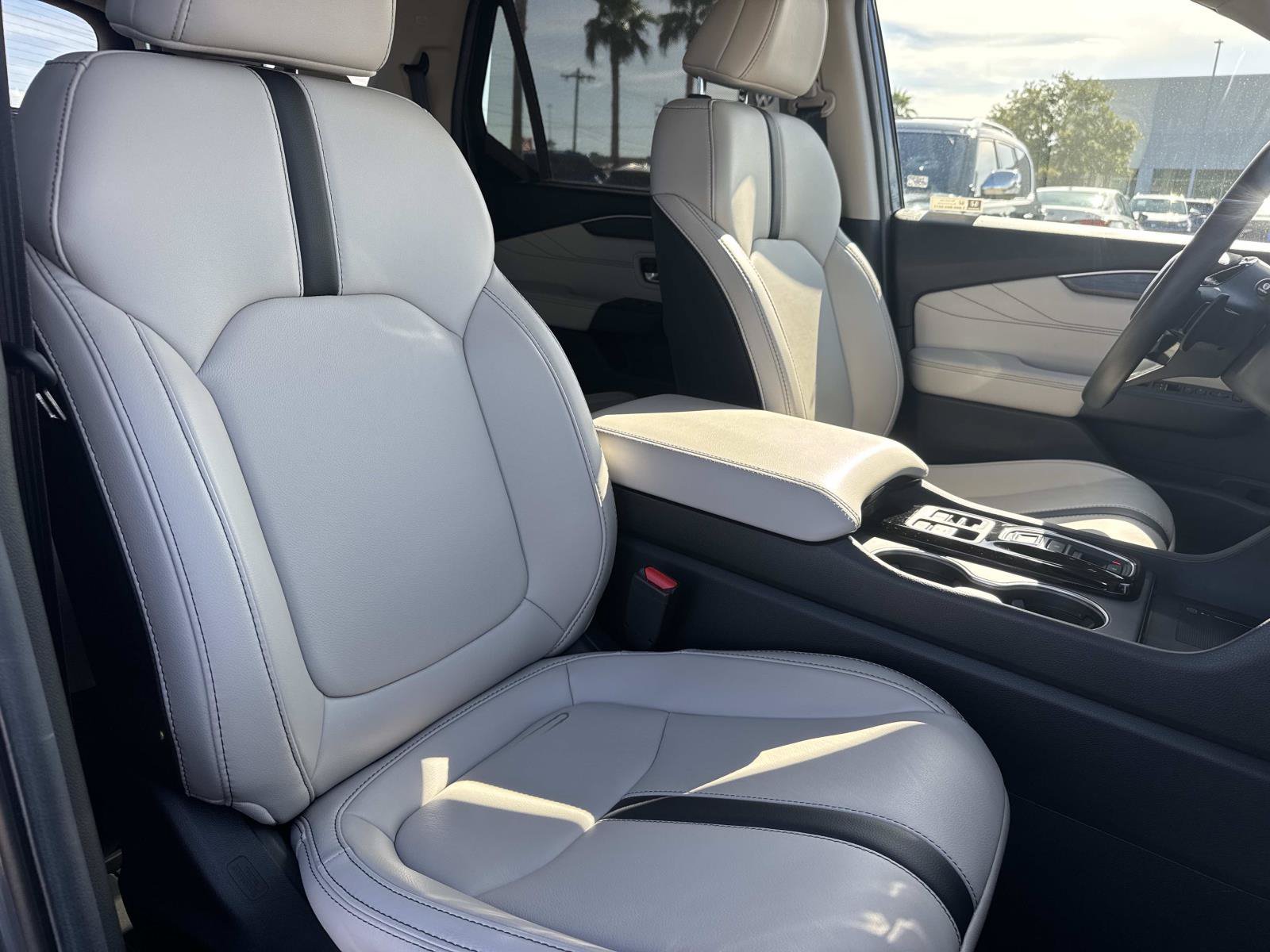 Used 2026 Honda Pilot Touring image 12