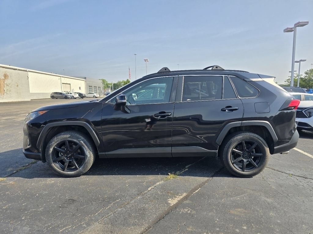 Used 2020 Toyota RAV4 LE w/ All Weather Liner Package AWD/4WD image 4