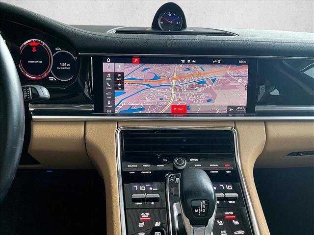 Used 2021 Porsche Panamera image 8