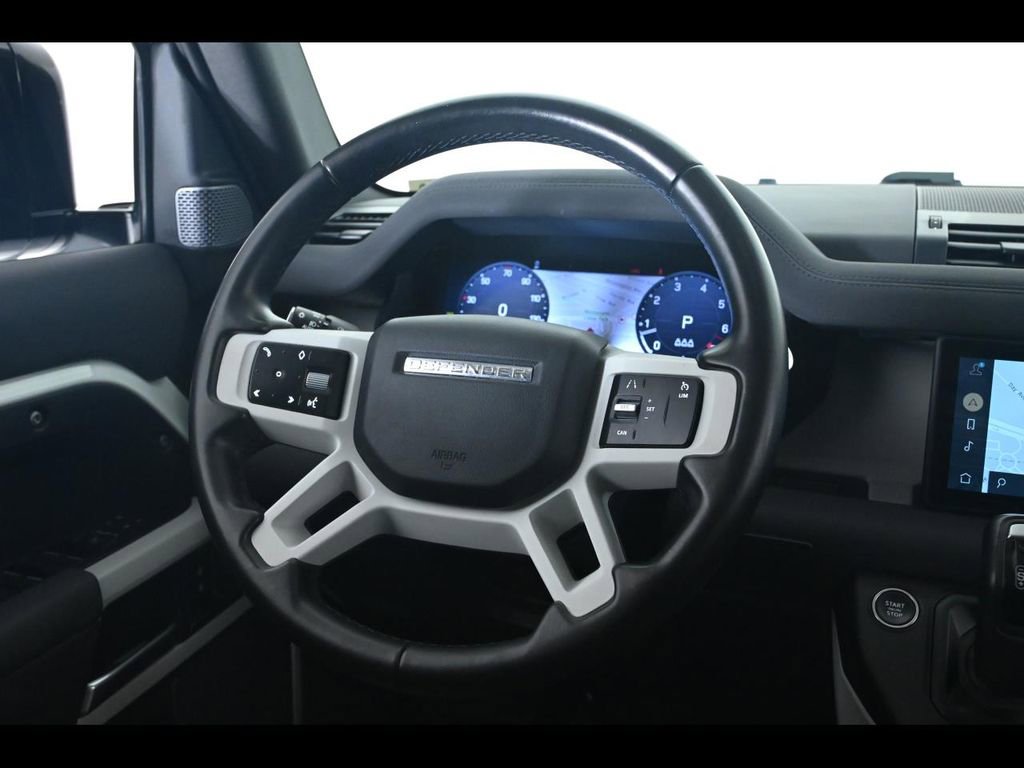 Used 2023 Land Rover Defender 110 S image 22
