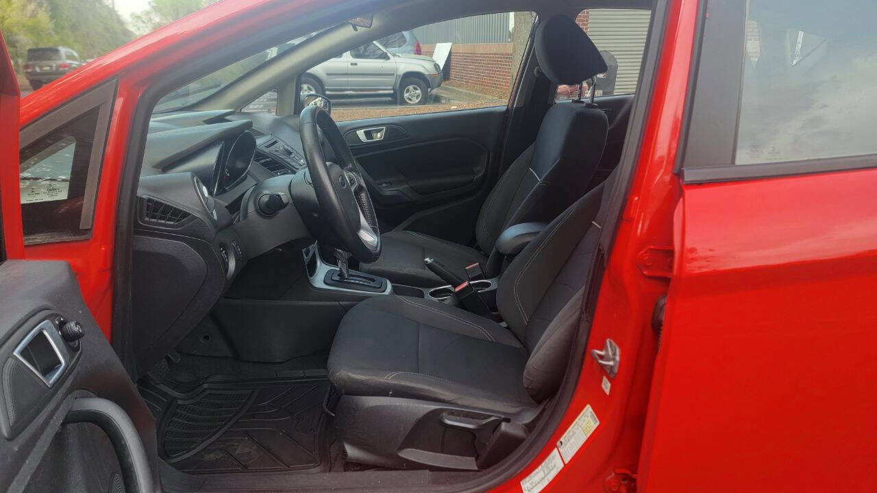 Used 2014 Ford Fiesta SE image 10