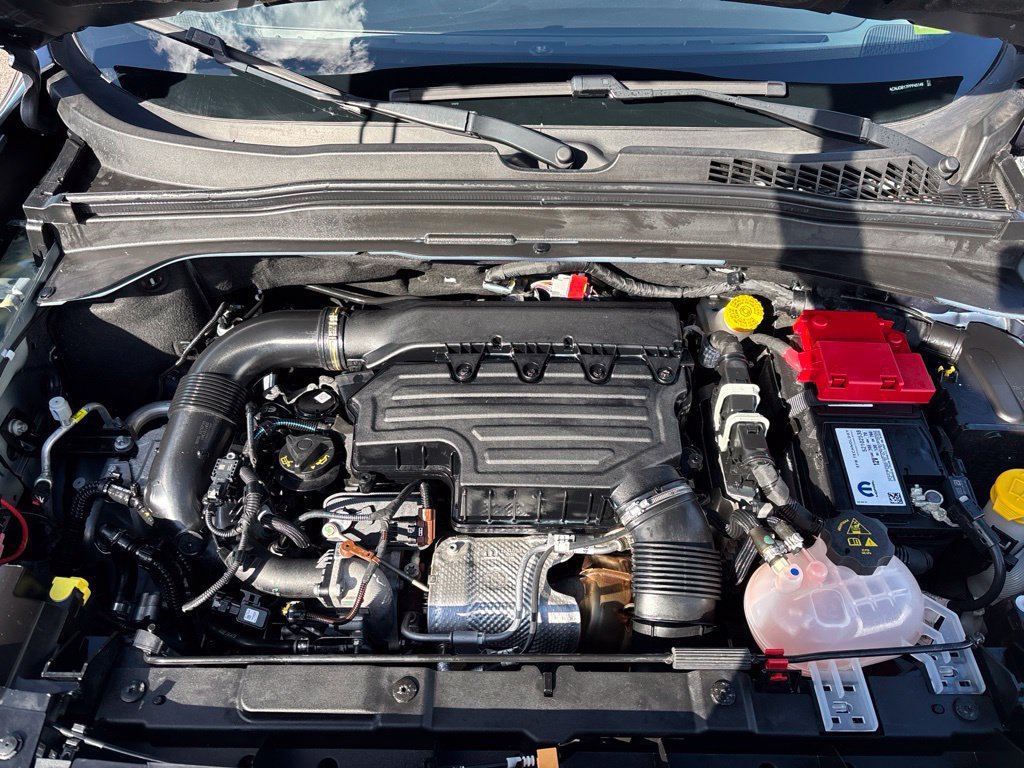 Used 2023 Jeep Renegade Latitude AWD/4WD image 12