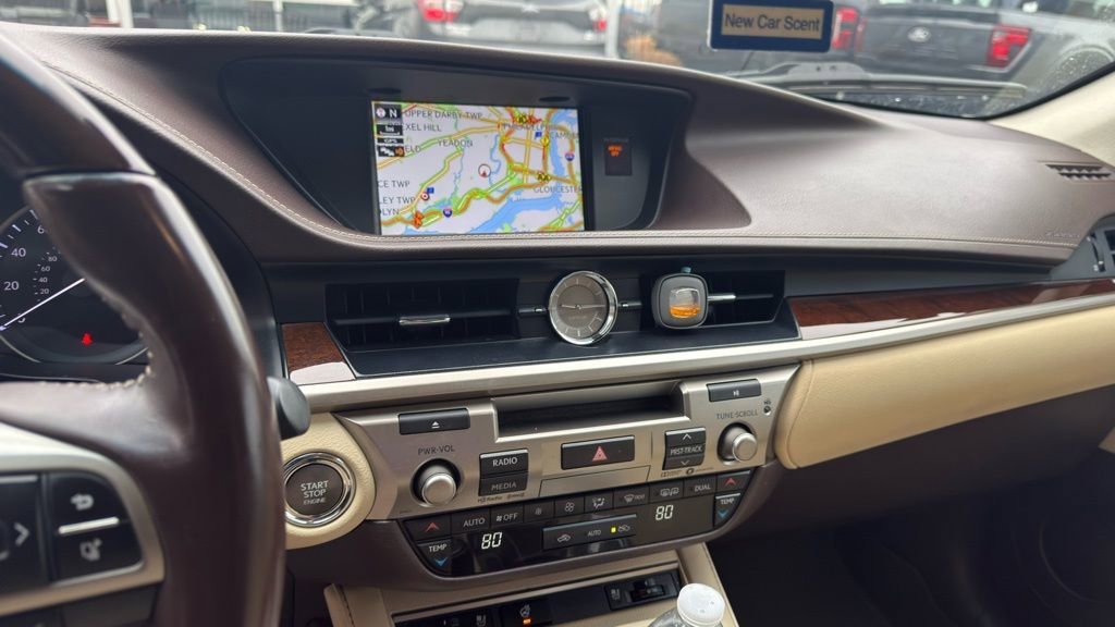 Used 2018 Lexus ES 350 w/ Navigation System Package image 13