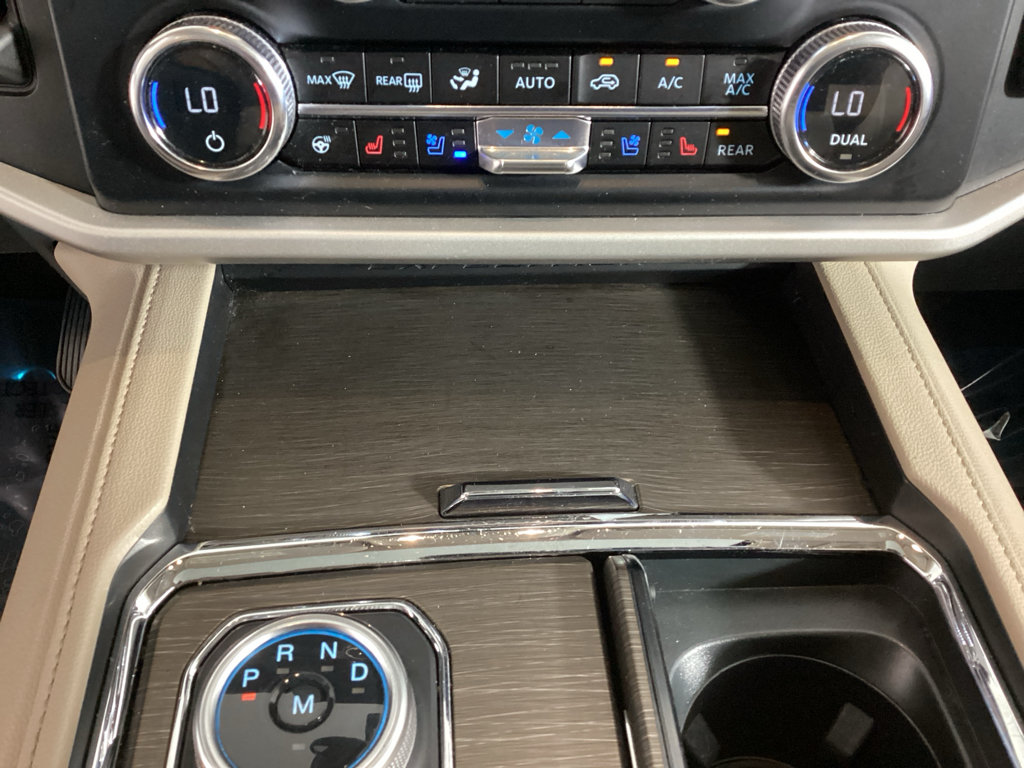 Used 2024 Ford Expedition Limited AWD/4WD image 31