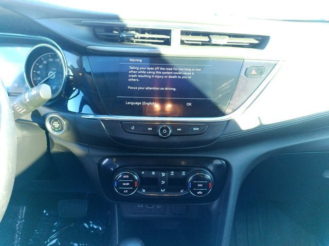 Used 2022 Buick Encore GX Essence AWD/4WD image 12
