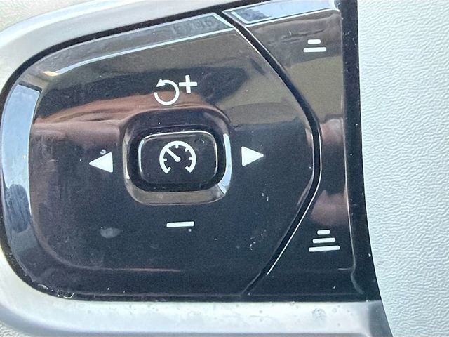 Used 2022 Volvo XC60 B6 Inscription w/ Advanced Package image 42