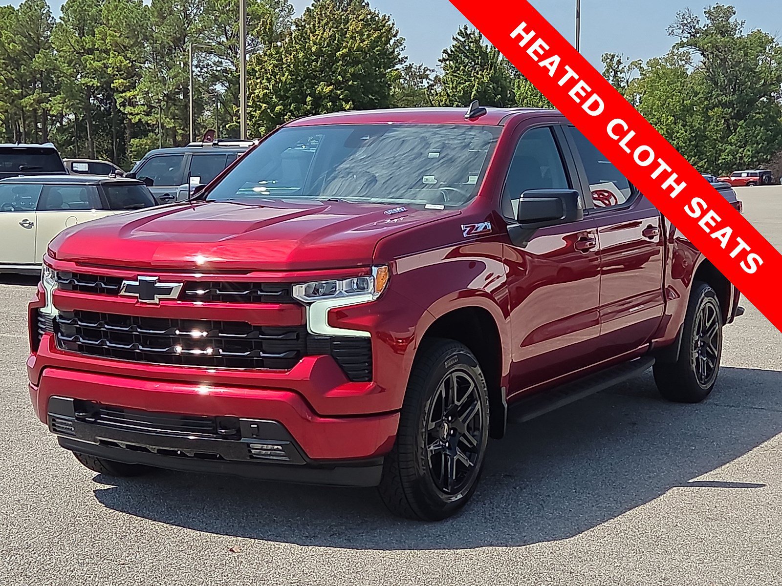 Used 2023 Chevrolet Silverado 1500 RST AWD/4WD image 2