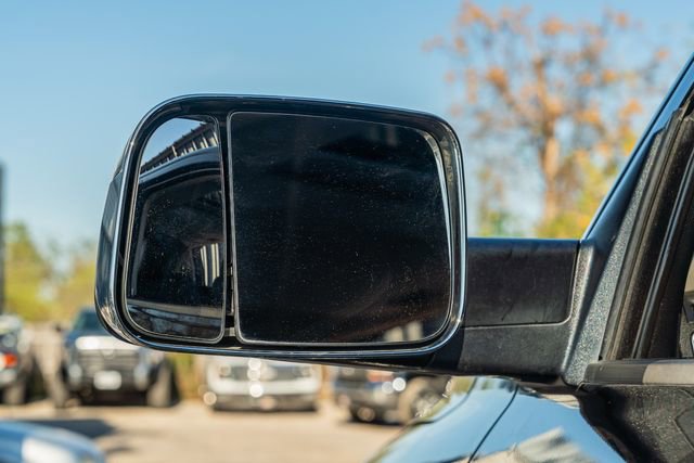 Used 2015 RAM 3500 Laramie w/ Cold Weather Group image 11