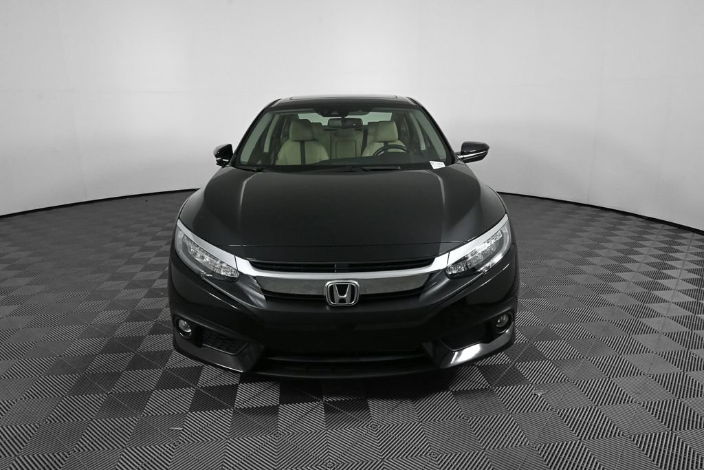 Used 2018 Honda Civic Touring image 31