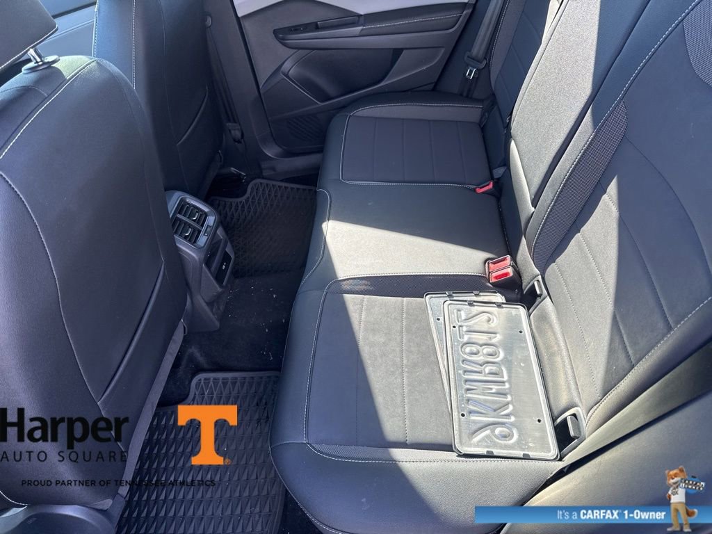 Used 2024 Volkswagen Taos SE w/ Panoramic Sunroof Package image 10