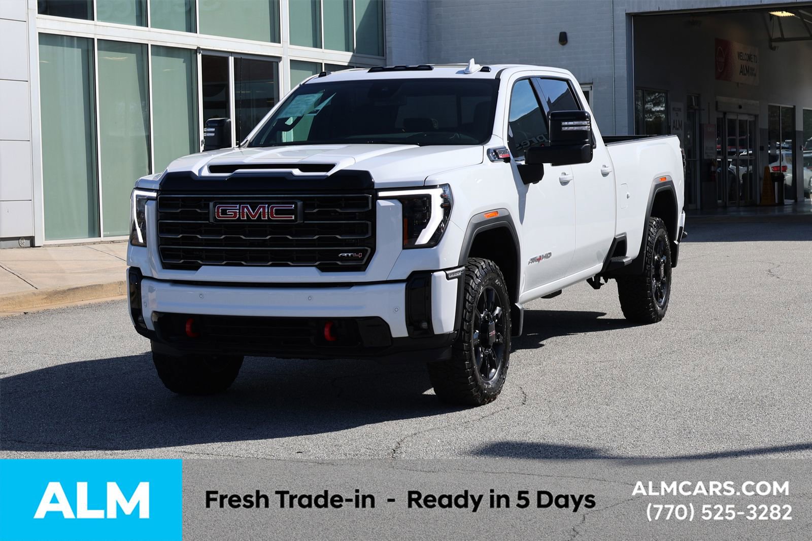Used 2026 GMC Sierra 2500 AT4 image 3