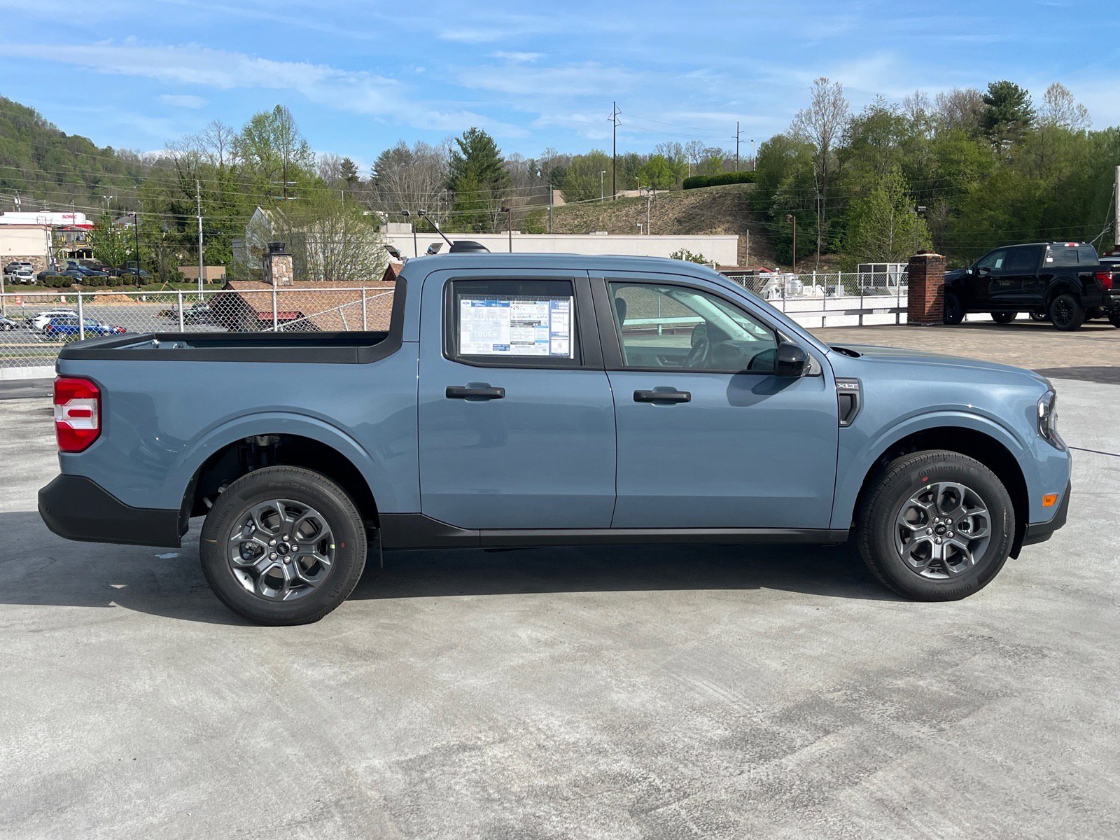 New 2026 Ford Maverick XLT image 2