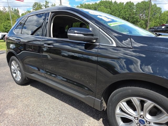 Used 2019 Ford Edge Titanium AWD/4WD image 30