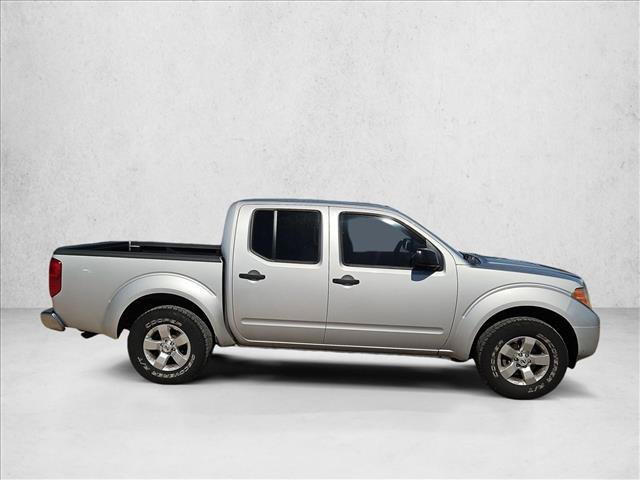 Used 2013 Nissan Frontier SV AWD/4WD image 4