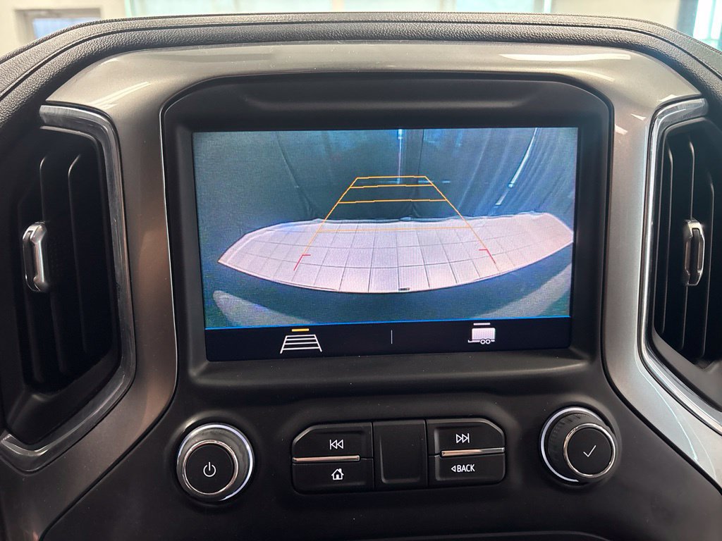 Used 2022 Chevrolet Silverado 1500 LT RWD image 22