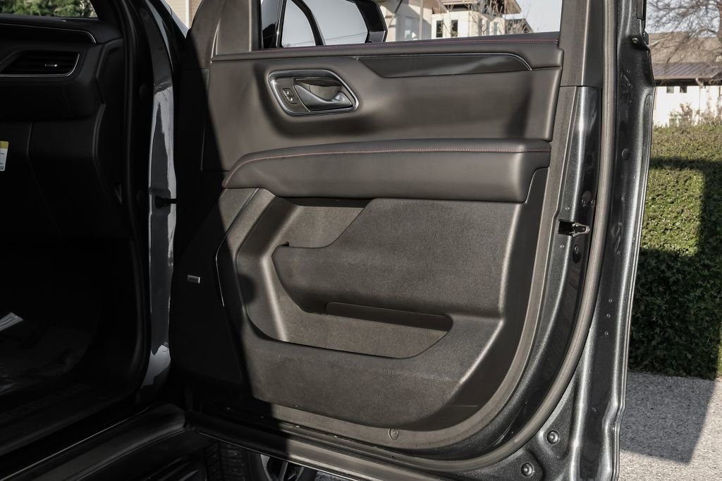 Used 2021 Chevrolet Tahoe RST w/ Rear Media and Nav Package AWD/4WD image 50