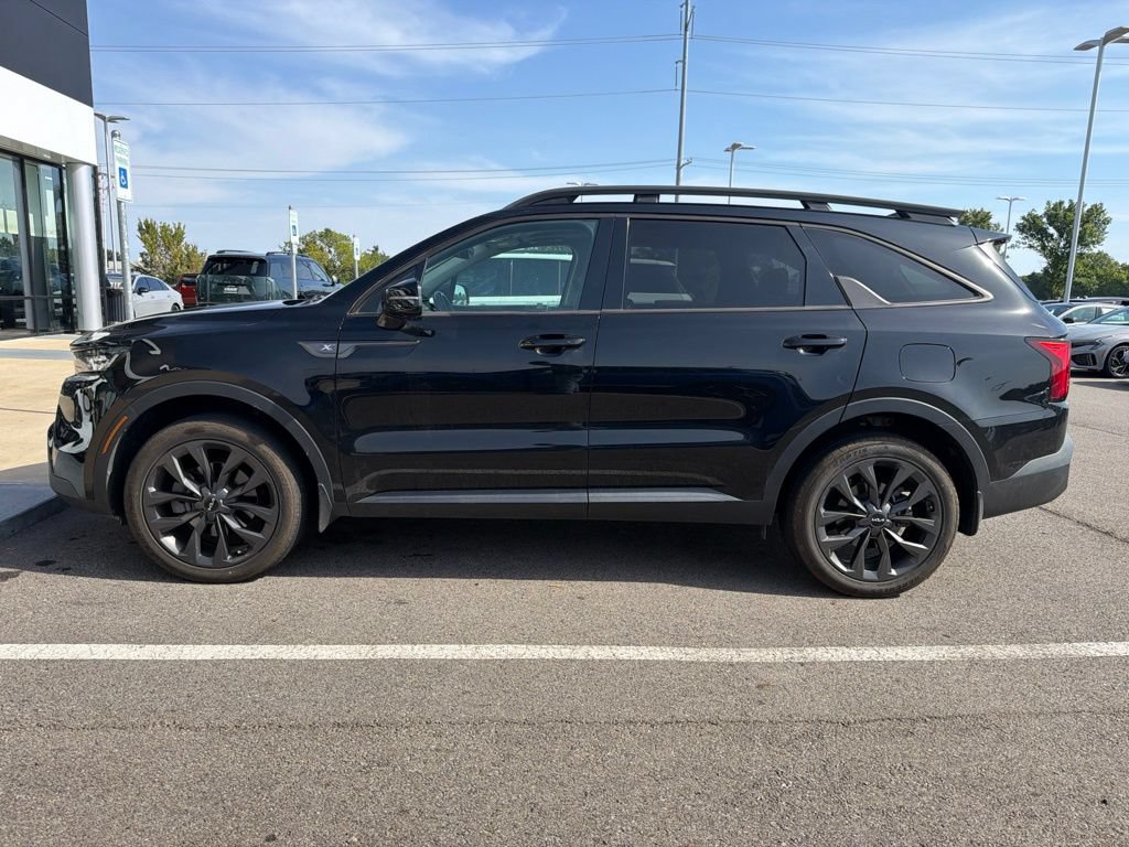 Certified 2022 Kia Sorento SX Prestige w/ Rust Color Package AWD/4WD image 8