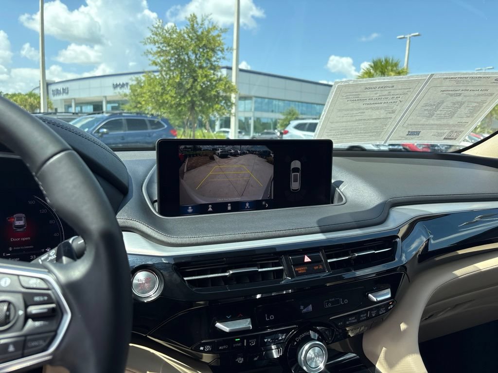 Used 2024 Acura MDX w/ Technology Package FWD image 33
