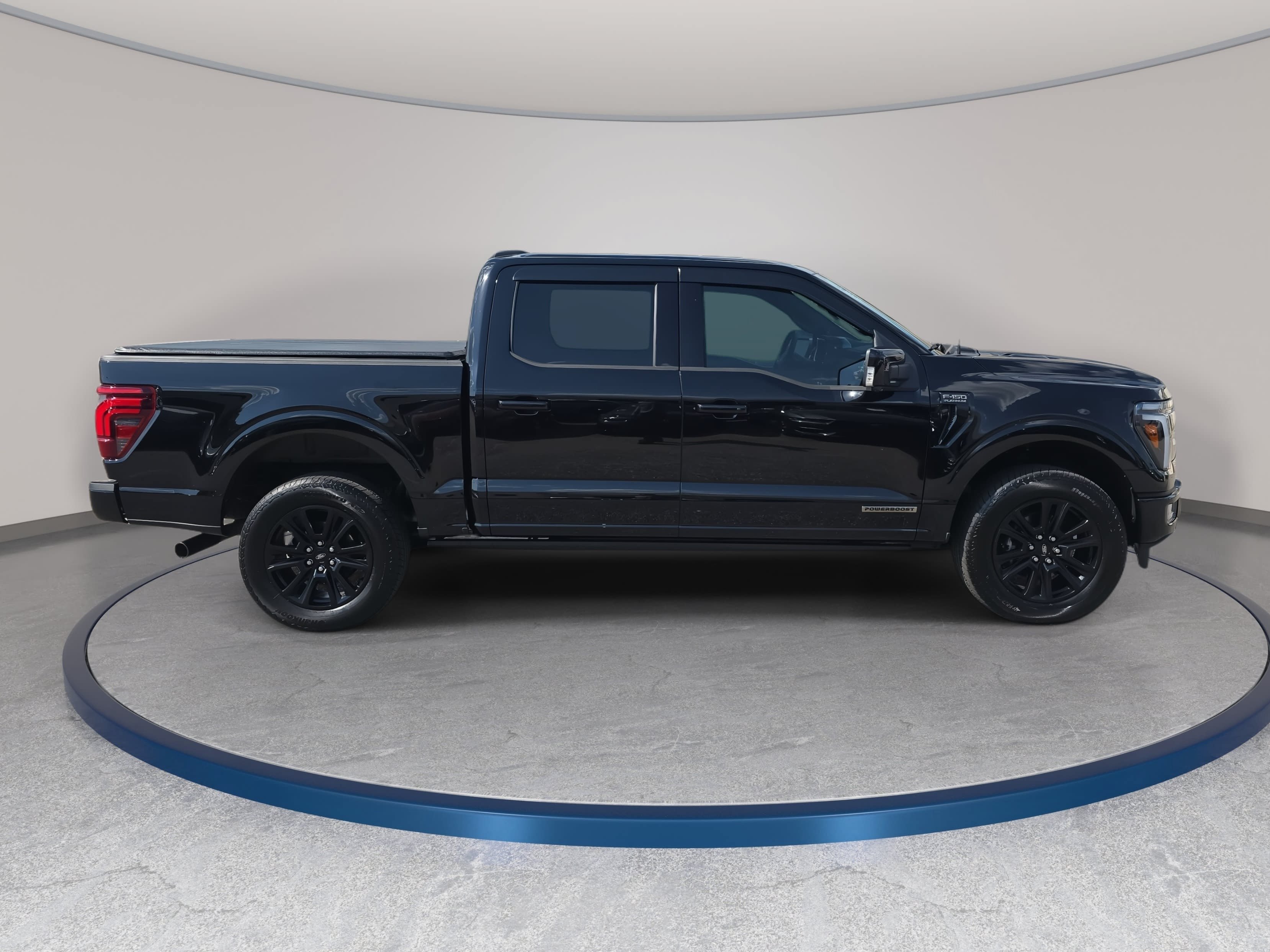 Used 2025 Ford F150 Platinum w/ FX4 Off-Road Package AWD/4WD image 4