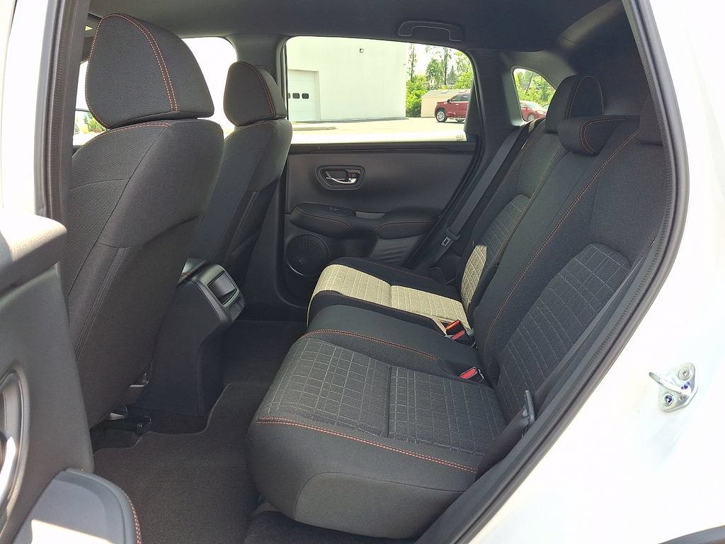Used 2025 Honda HR-V Sport image 10